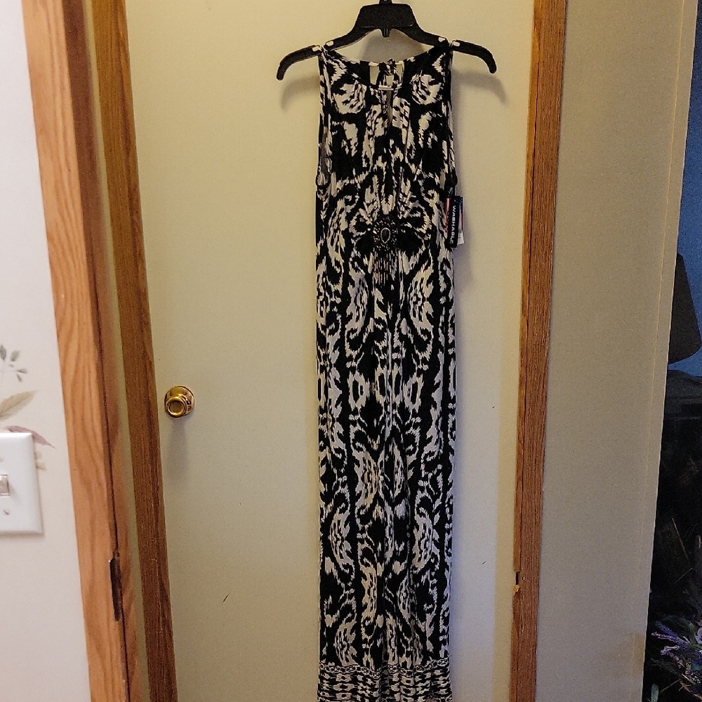 R&M Richards Black and White Patterned Maxi Dress